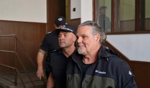 Испанският шаман, обвинен за дрога край Калофер, остава в ареста