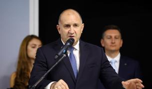 Радев: Още не мога да кажа от коя страна са дроновете - или са руски, или са украински