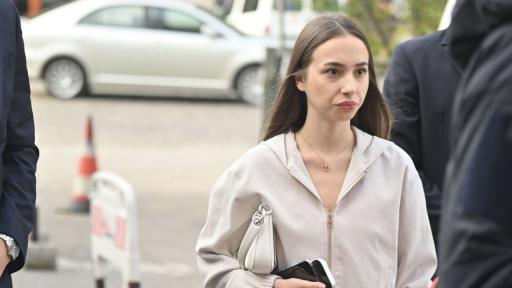 Ива Михайлова влиза на лечение в 