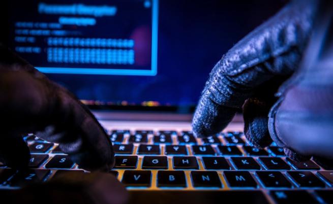Хакери атакуват на вълни: Милиони опити за пробив след откритите с AI уязвимости, засегнати са 1,5 млн. сървъра