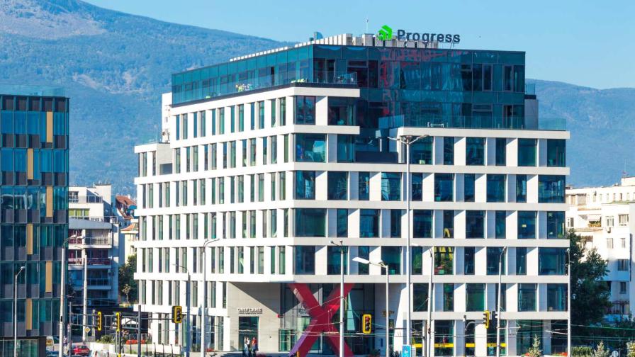 Schneider Electric помага на Progress Software да централизира управлението на ИТ инфраструктура от няколко локации