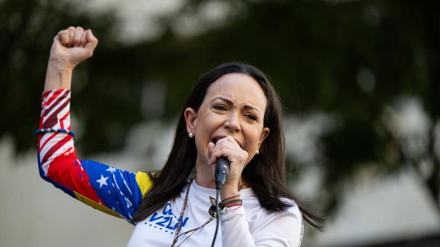 896-504-venezuelan-opposition-leader-machado-is-intercepted-after-joining-anti-government.jpg