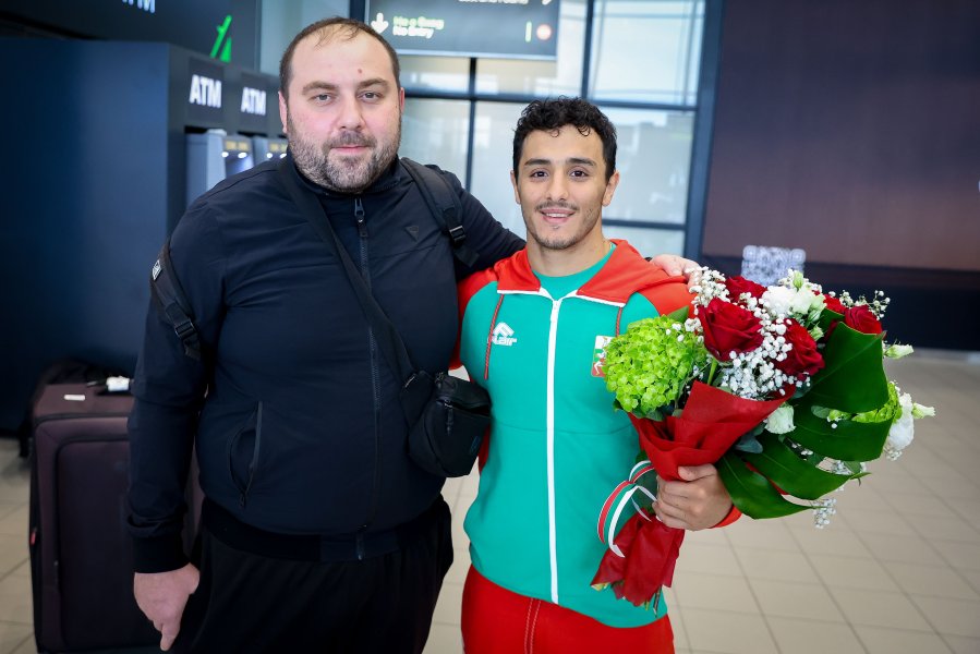 Шампионско посрещане за Семен Новиков в София1
