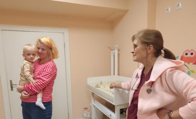 Спасиха живота му на ръба на възможното: Бебе, родено 750 грама в Бургас, расте здраво и щастливо