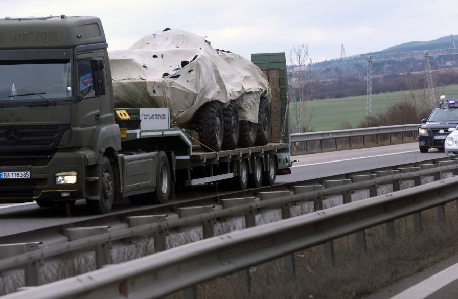 Военни формирования тръгват по републиканската пътна мрежа
