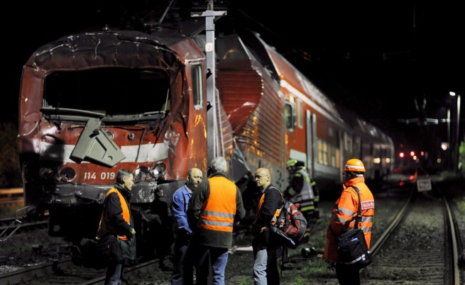 24 ранени при влакова катастрофа в Германия