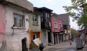 Ликвидират циганска махала в Истанбул