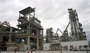 Спират продажбата на опасен цимент