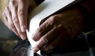 На Балканите: Досада от местните политици 