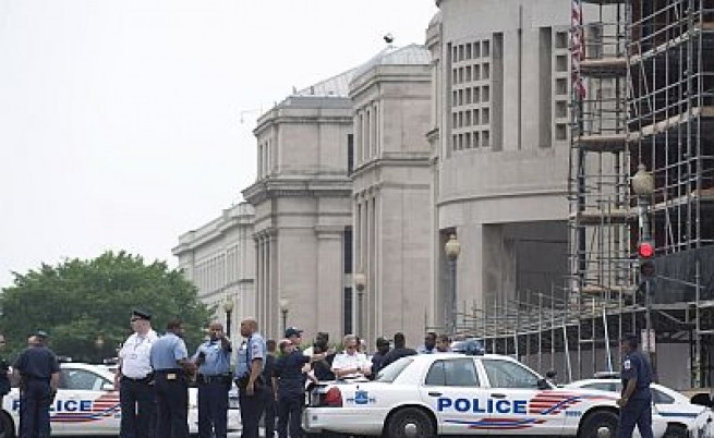 Охранител загина след стрелба в музей в САЩ