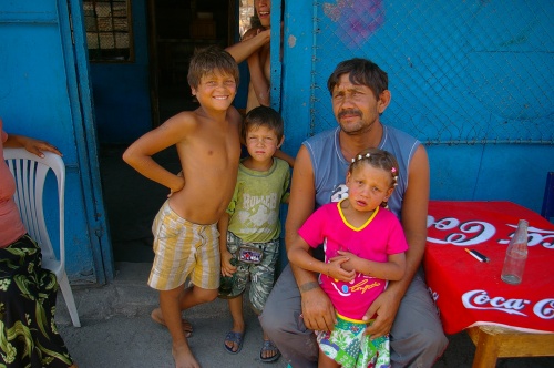 Гласа си продават най-бедните