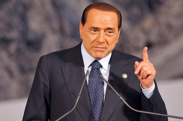 Нов скандал с Берлускони, този път с гробове