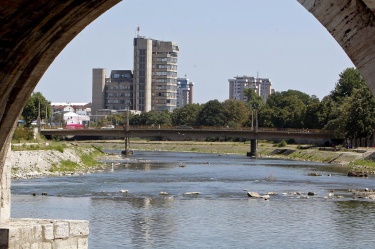 Сблъсъци между македонци и албанци в Скопие 