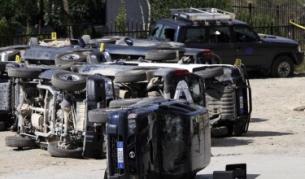 В Прищина бяха арестувани двадесетина души по подозрения, че са хвърляли камъни по 24 коли на ЕУЛЕКС, които бяха повредени на главния паркинг на мисията<br /><br />