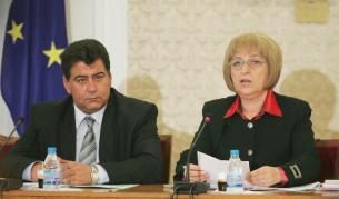 Неестествено скъпи компютри - и в парламента