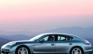 "Порше Панамера"