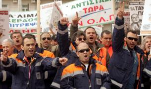 Улеичните протести в Гърция обикновено са многолюдни и бурни (фотография от март 2008 г.)