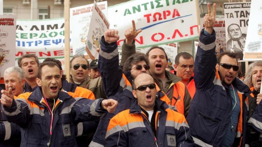 Улеичните протести в Гърция обикновено са многолюдни и бурни (фотография от март 2008 г.)