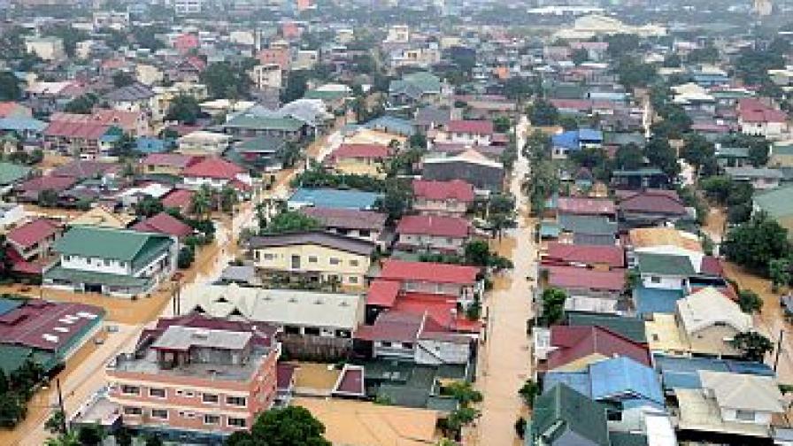 Най-малко 140 жертви на тайфуна Кетсана 