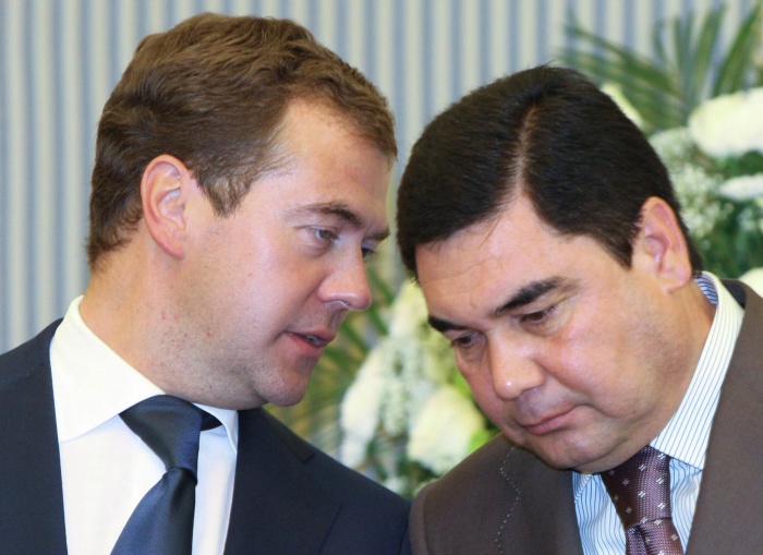 В Туркменистан не пускат студенти да пътуват за България