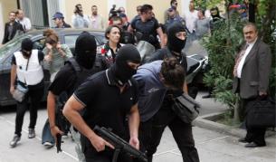 Арест на анархисти в Атина (фотография от 25 септември 2009)