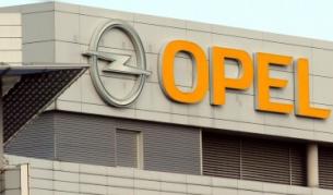 Решиха: Няма да продават "Опел"