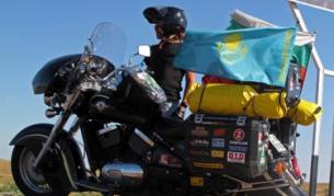 Коста и неговият мотор в Казахстан