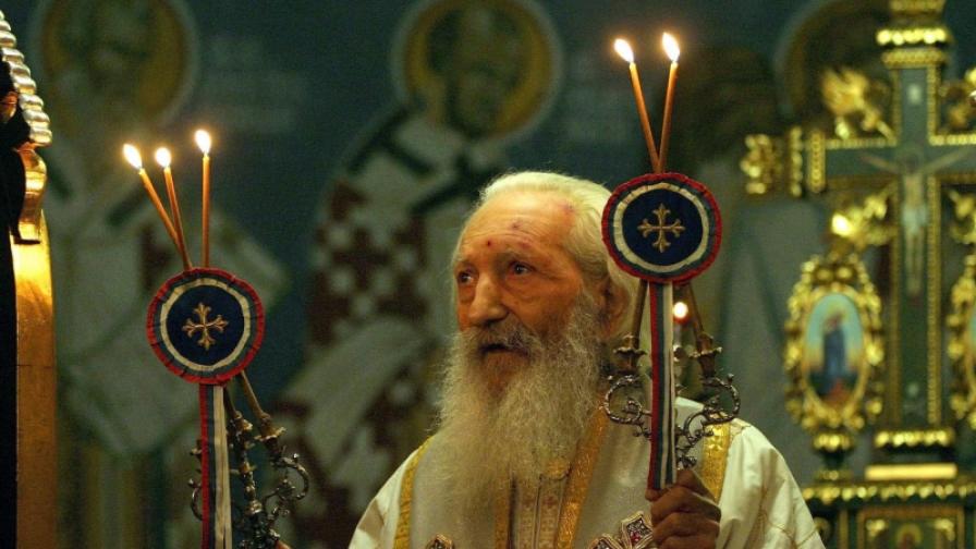 На 95 години почина сръбският патриарх Павле