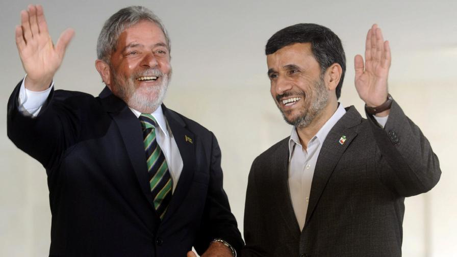 Президентите Лула да Силва и Ахмадинеджад.