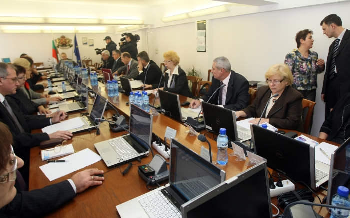 Следовател кандидатства за началник на седем места