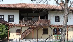 Така изглежда романтичната представа за бащино огнище на много от нас