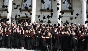 Възпитаници на академията в Свищов