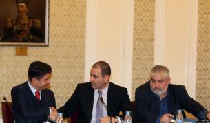 Министър Цветанов беше на съвместно заседание на Комисията по вътрешна сигурност и обществен ред и Комисията по външна политика и отбрана в парламента