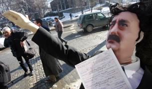 Млади социалисти поискаха оставката на здравния министър