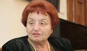 Чл.-кор. на БАН Емилия Пернишка