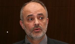 Тотю Младенов