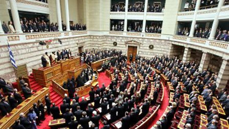 Пленарната зала на гръцкия парламент