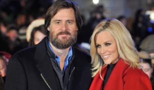 Джим Кери и Джени Макарти на премиерата на "Коледна песен" в Лондон през ноември 2009 г.