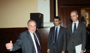 Председателят на БАН Никола Съботинов, министърът на икономиката, енергетиката и туризма Трайчо Трайков и посланикът на Франция Етиен дьо Понсен откриха международната конференция "Франция–България: Дестинация зелен туризъм"