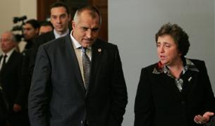 Премиерът Бойко Борисов и председателката на УС на Националното сдружение на общините Дора Янкова