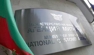 Цветанов: Митниците не се справят с контрабандата