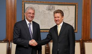 Президентът на "Газпром"  Алексей Милер се срещна в Москва с румънския министър на икономиката Адриян Видяну