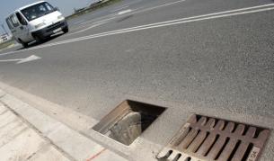 На току що откритиата част на Околовръстния път на София вече са откраднати капаци на шахти