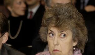 Илайза Манингам-Булър