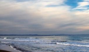 Плажът на залива Вромос край Черноморец