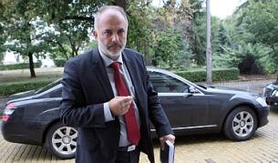 Тотьо Младенов