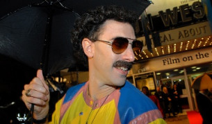 Саша Барон Коен не излизаше от ролята си на Борат дори и на червения килим