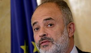 Тотю Младенов