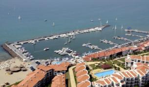 Яхтеното пристанище "Марина Диневи" в курорта Свети Влас