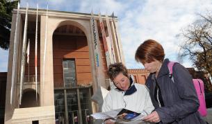 "Не ми вървят езиците" не е извинение